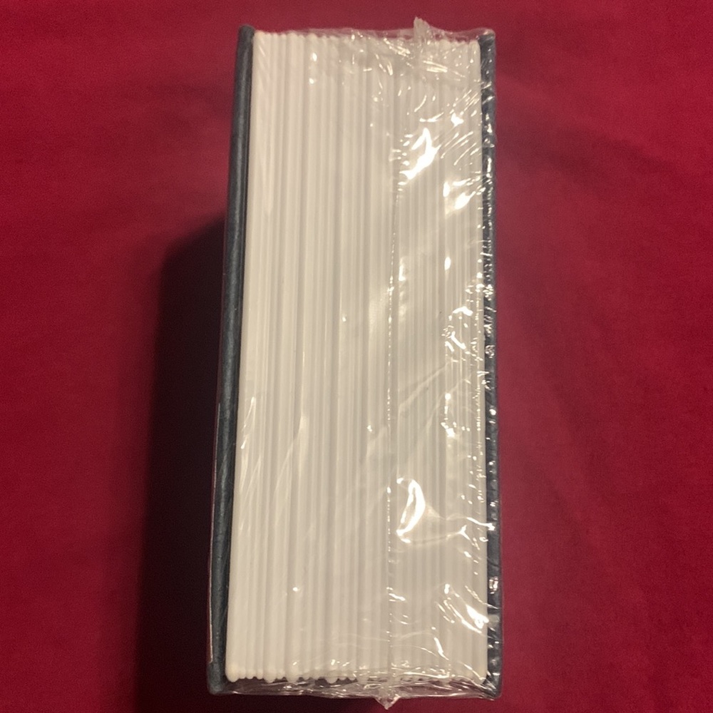 Book safe❤️ never opened - Picture 2 of 4